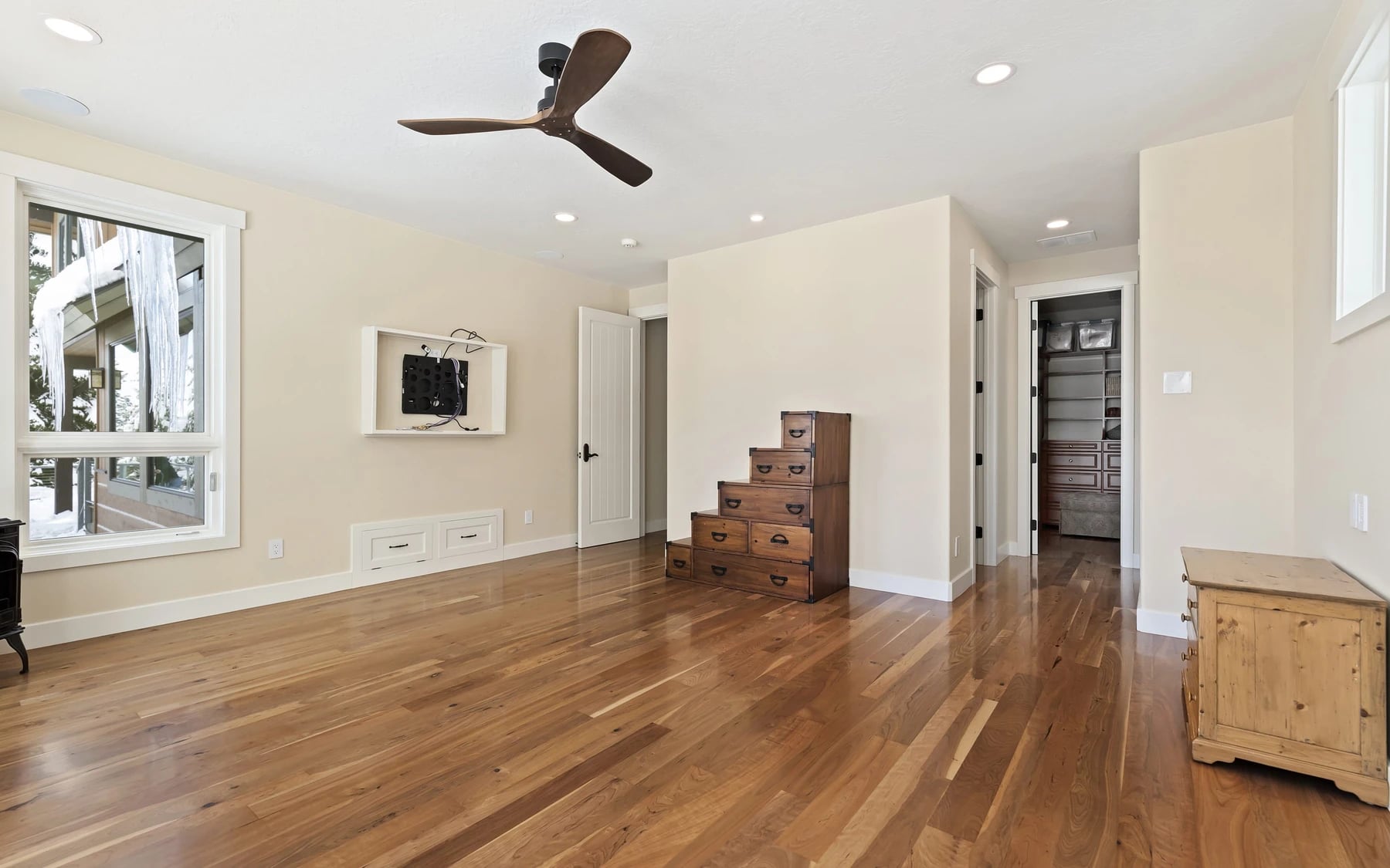 Club Hill Refresh, photo 9 of 42