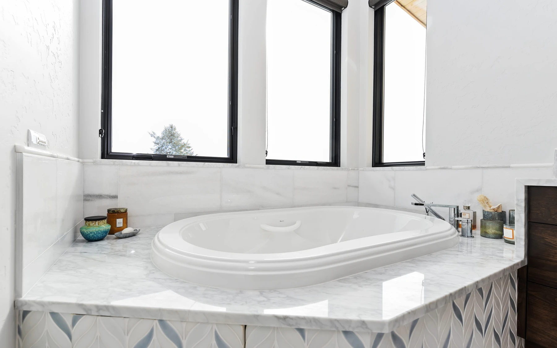 Contemporary Hideaway: photo 25 of 53