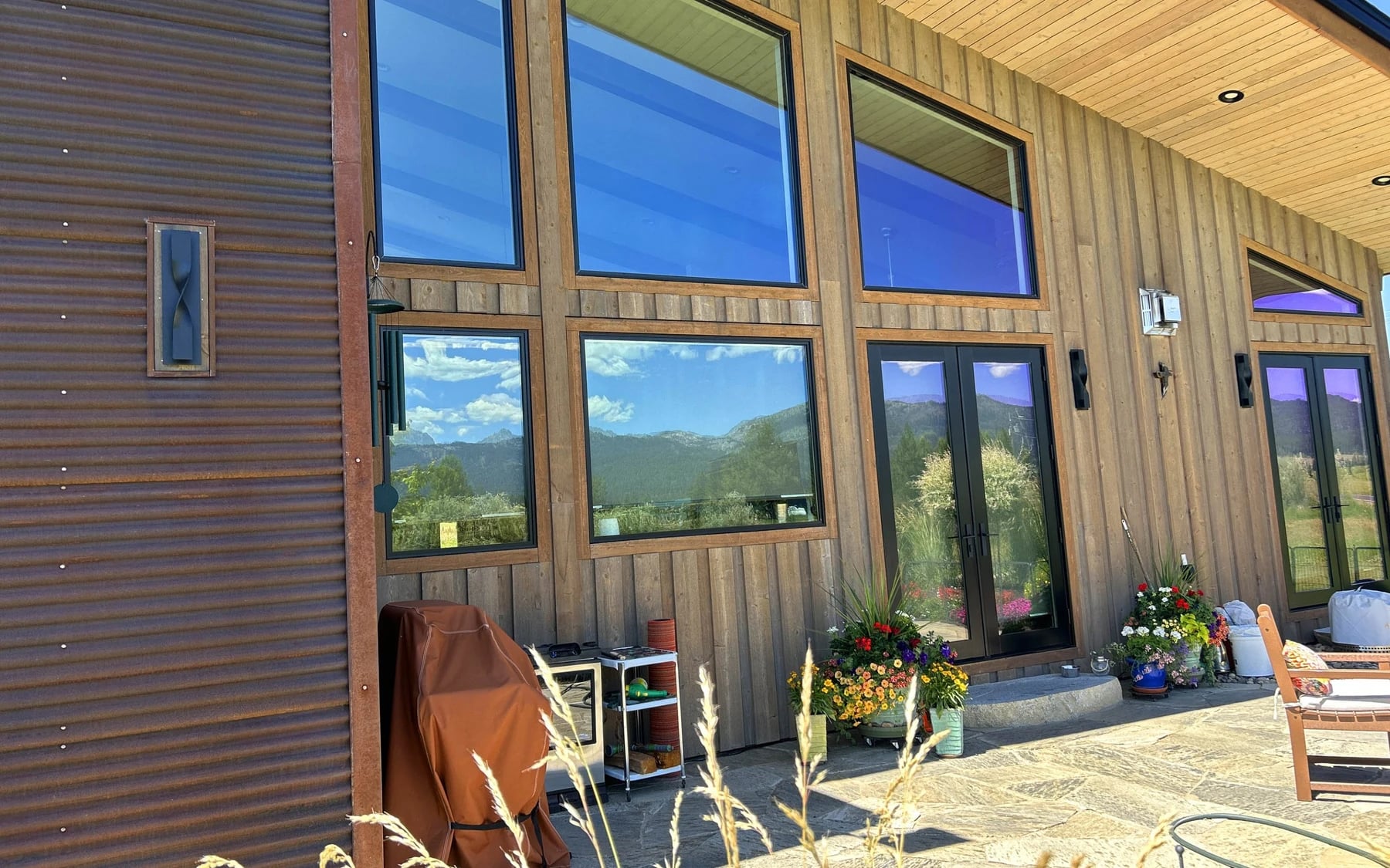 Contemporary Hideaway: photo 43 of 53