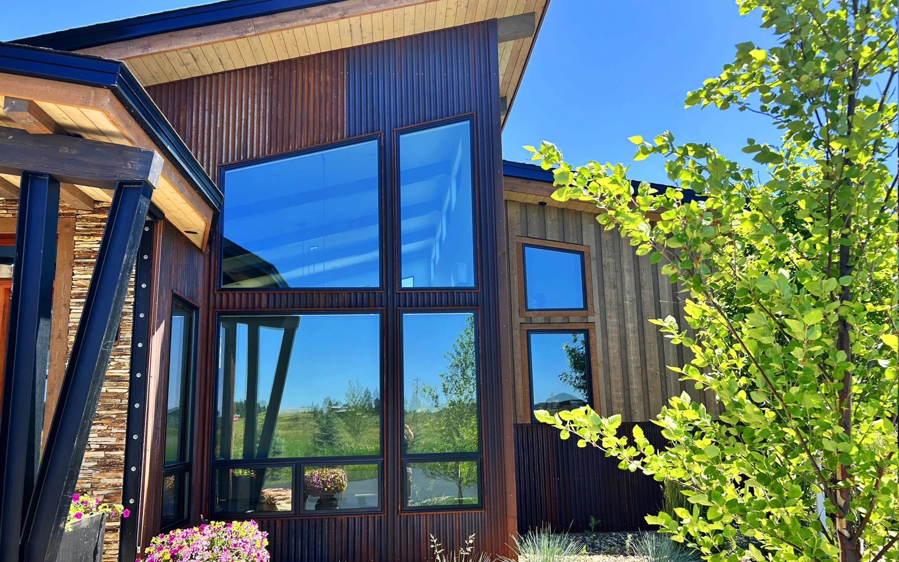 Contemporary Hideaway: photo 50 of 53