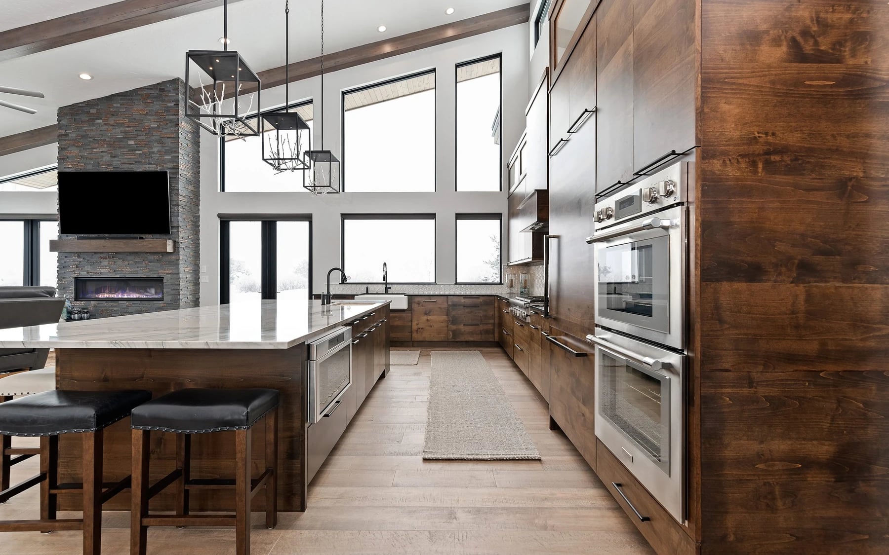 Contemporary Hideaway: photo 9 of 53