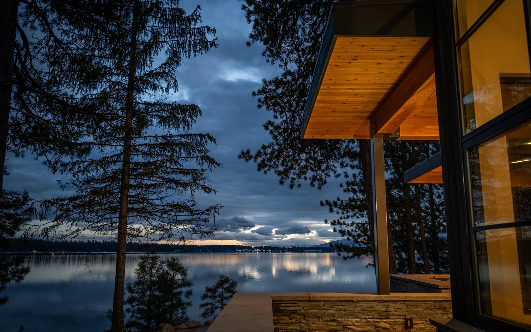 Modern Elegance, photo 13 of 52