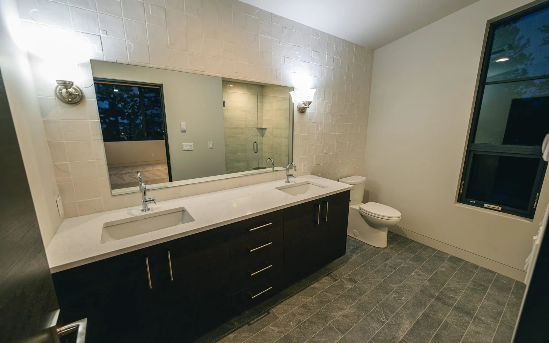 Modern Elegance, photo 22 of 52