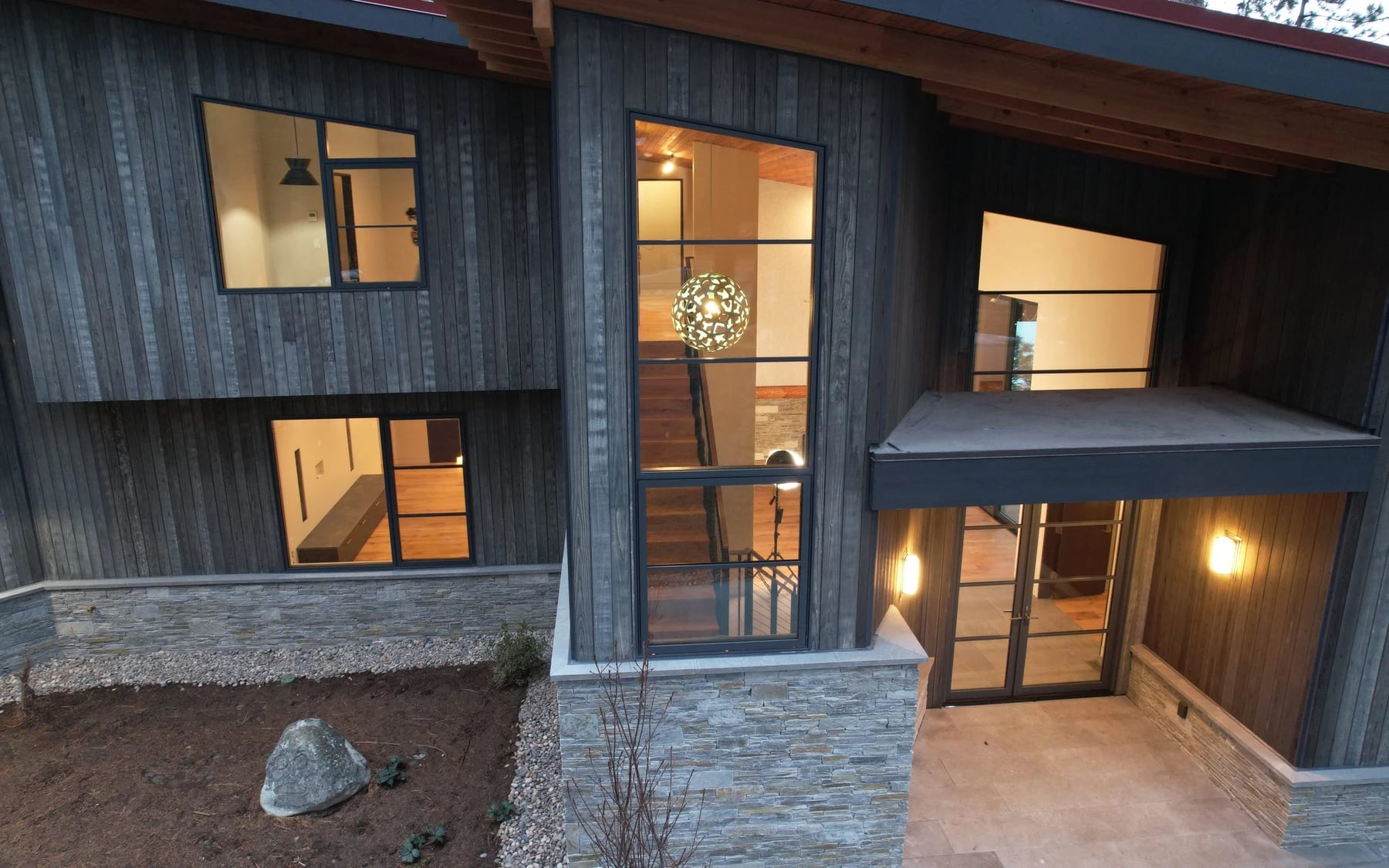 Modern Elegance, photo 4 of 52