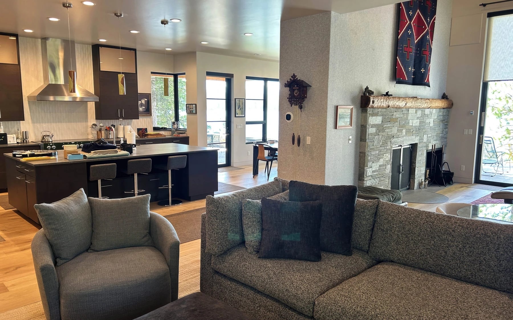 Modern Elegance, photo 48 of 52