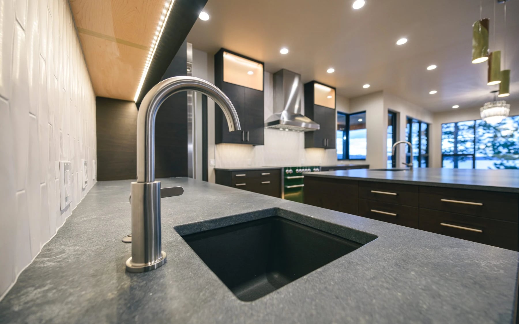Modern Elegance, photo 7 of 52