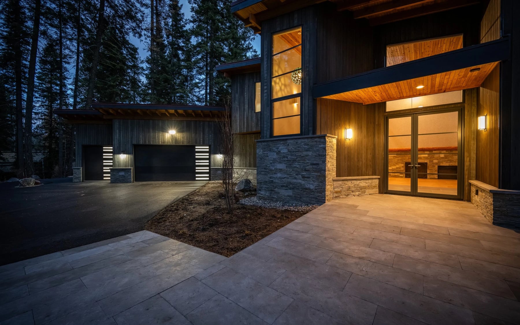 Modern Elegance, photo 8 of 52