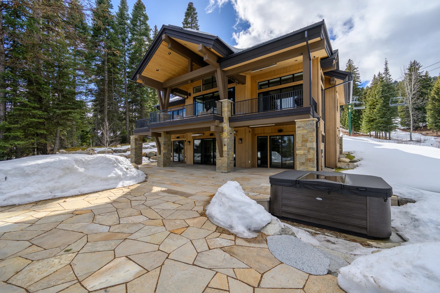 Slopeside Escape: photo 11 of 53